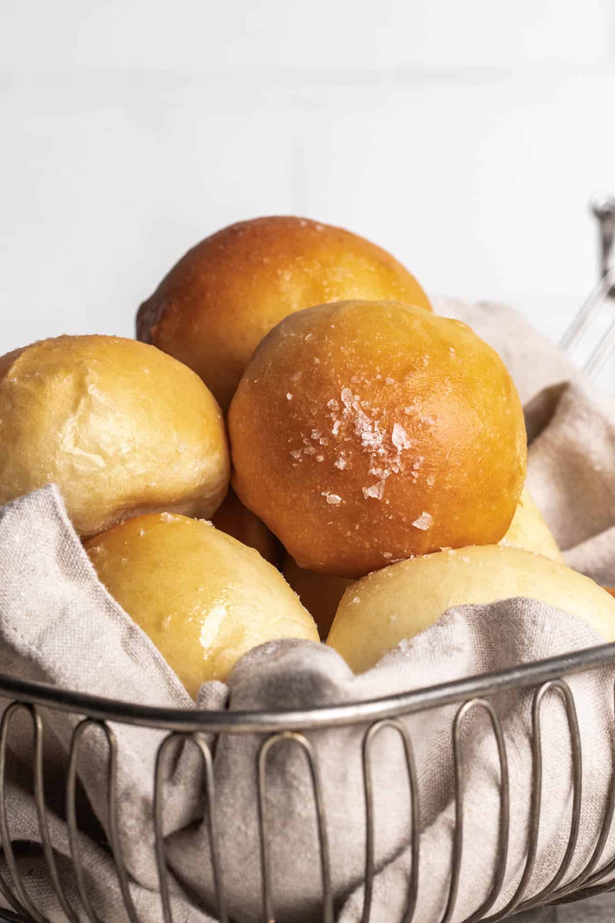 Simple and Easy Air Fryer Recipes for Thanksgiving - 1-Air Fryer Dinner Rolls From Scratch-air-fryer-dinner-rolls-1